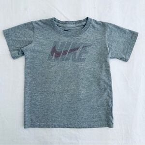 NIKE Boys TShirt Size 6